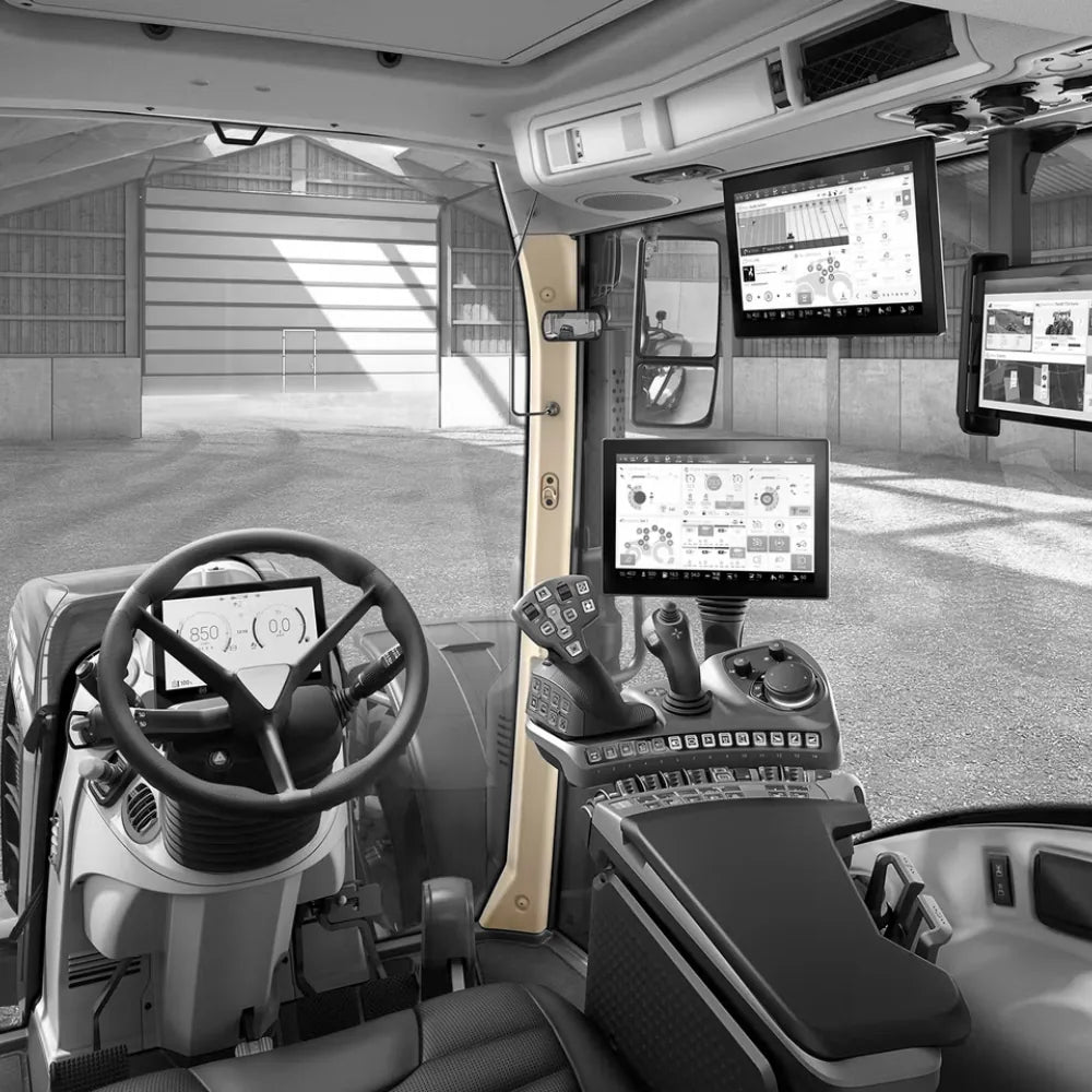 Fendt 300, 500 and 700 Series right A-pillar – CabGear cab identification